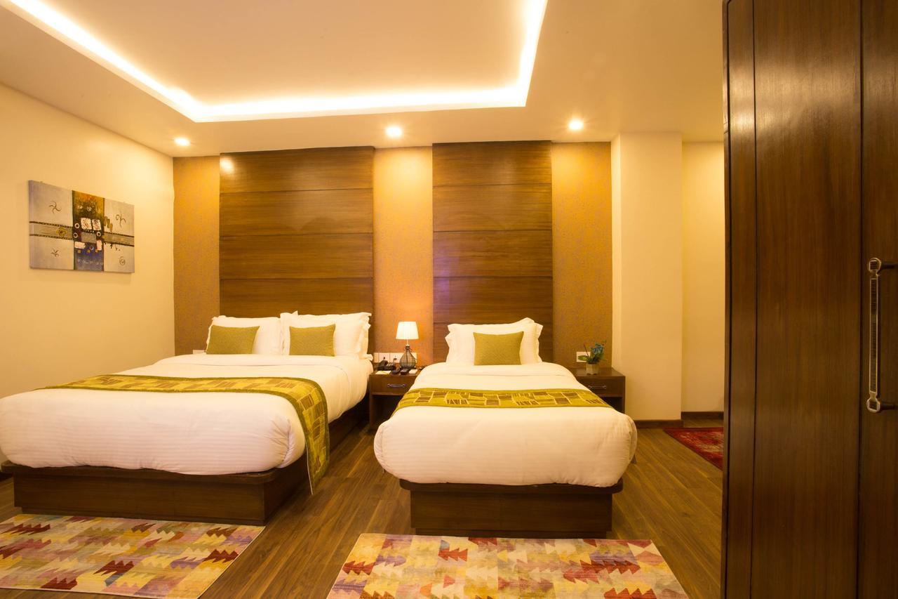 Yatri Suites And Spa Κατμαντού Εξωτερικό φωτογραφία